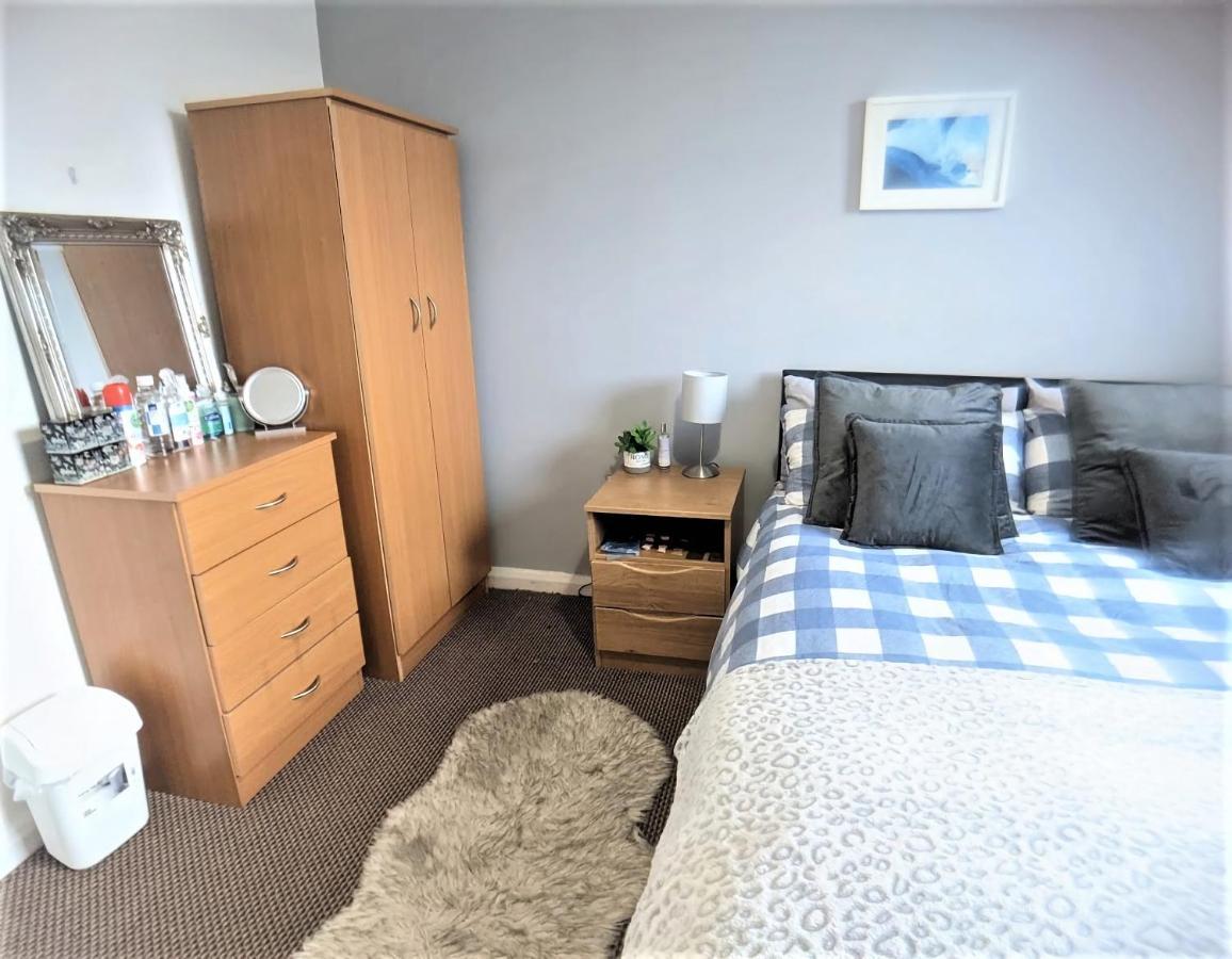 Large 3 Bedrooms In Liverpool City Centre, Free Parking Eksteriør bilde