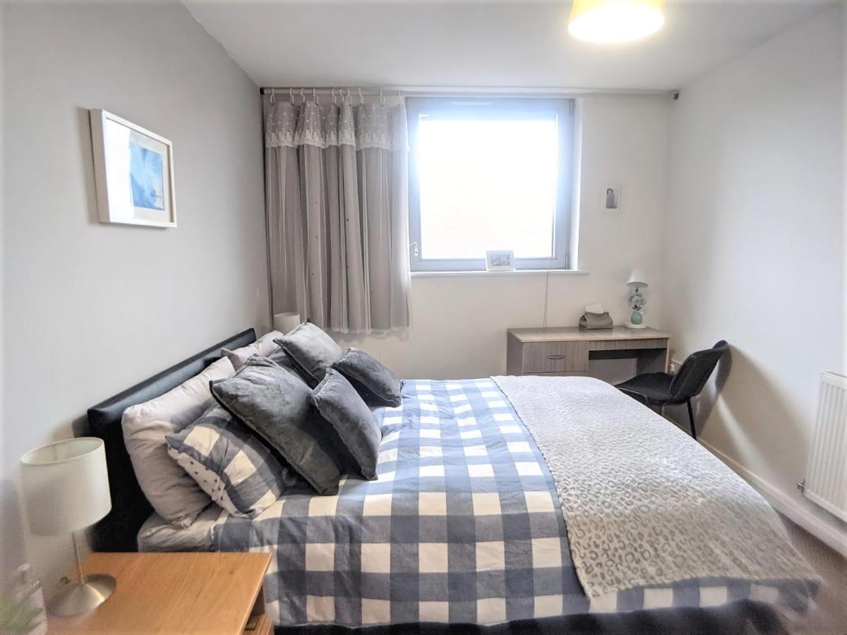 Large 3 Bedrooms In Liverpool City Centre, Free Parking Eksteriør bilde
